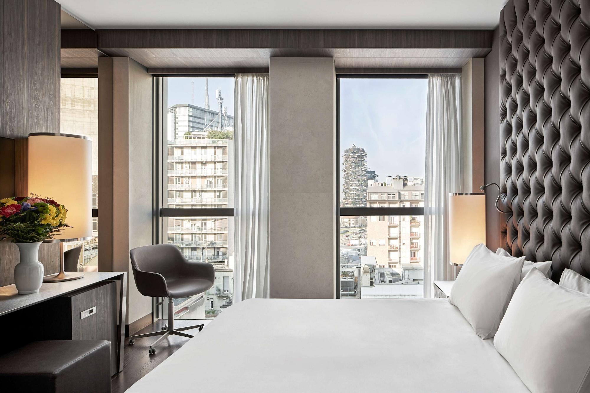 Hyatt Centric Milan Centrale Bagian luar foto