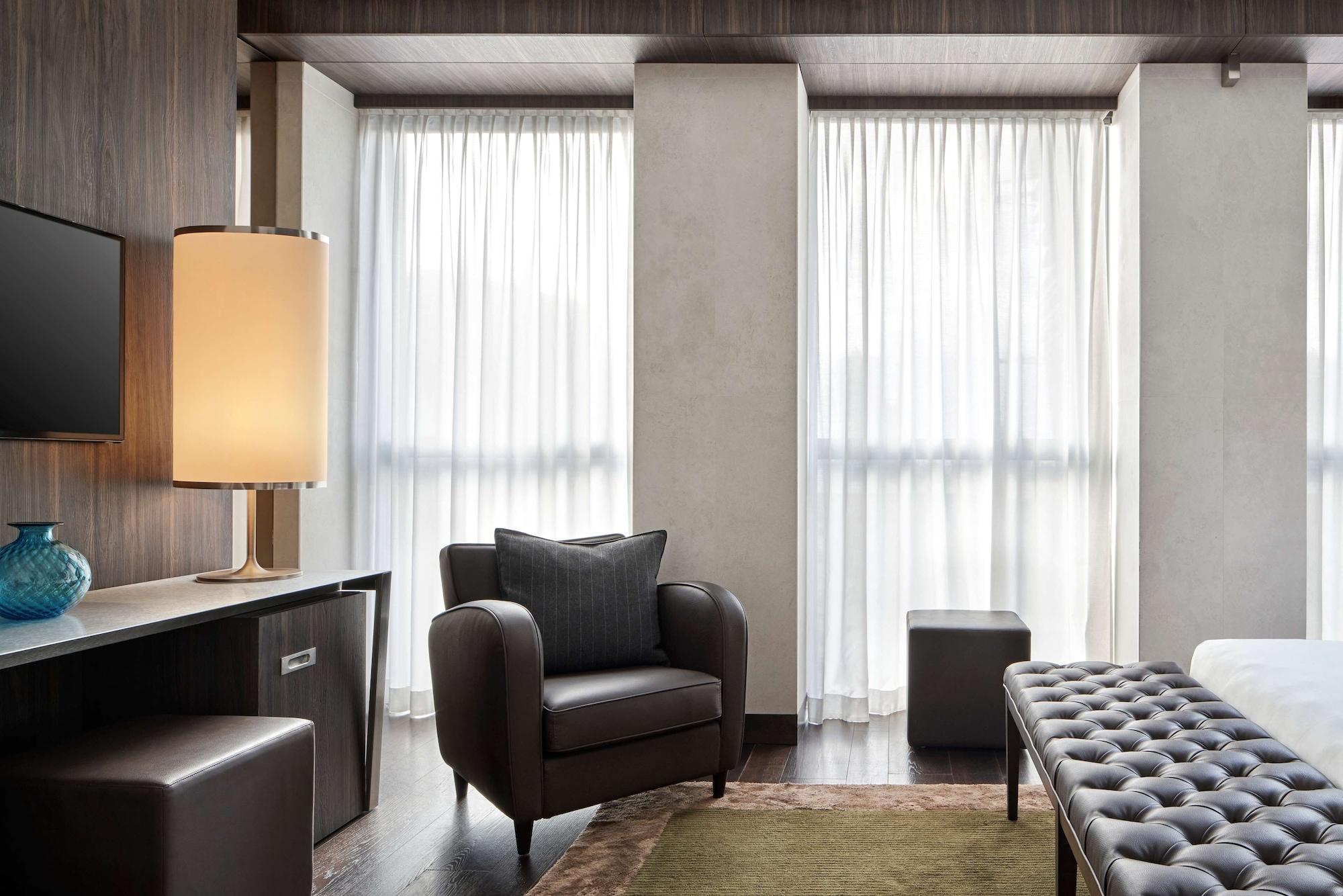 Hyatt Centric Milan Centrale Bagian luar foto