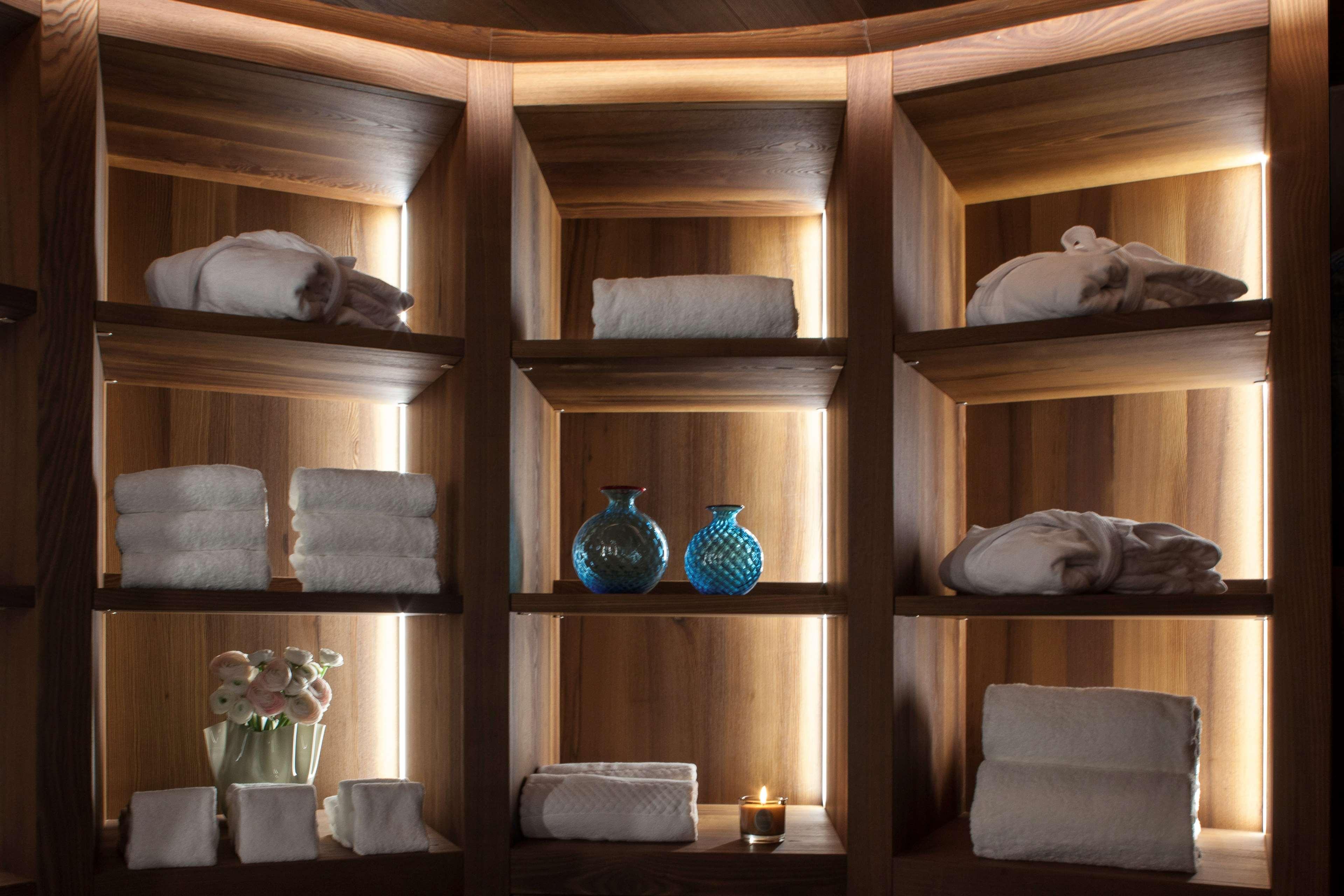 Hyatt Centric Milan Centrale Bagian luar foto