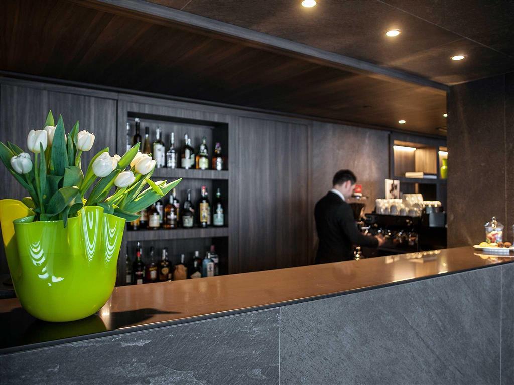 Hyatt Centric Milan Centrale Bagian luar foto