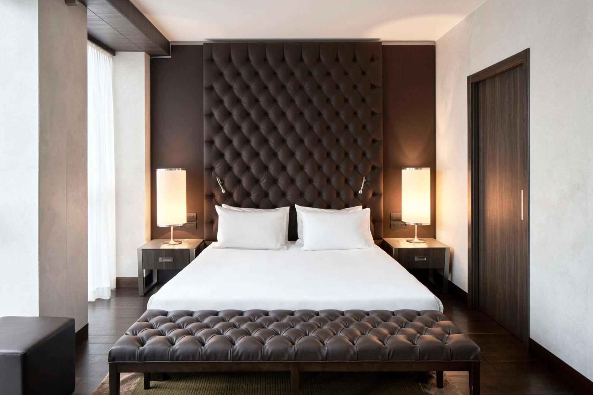 Hyatt Centric Milan Centrale Bagian luar foto