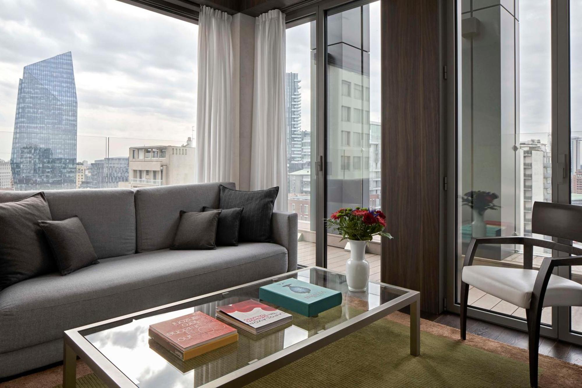 Hyatt Centric Milan Centrale Bagian luar foto