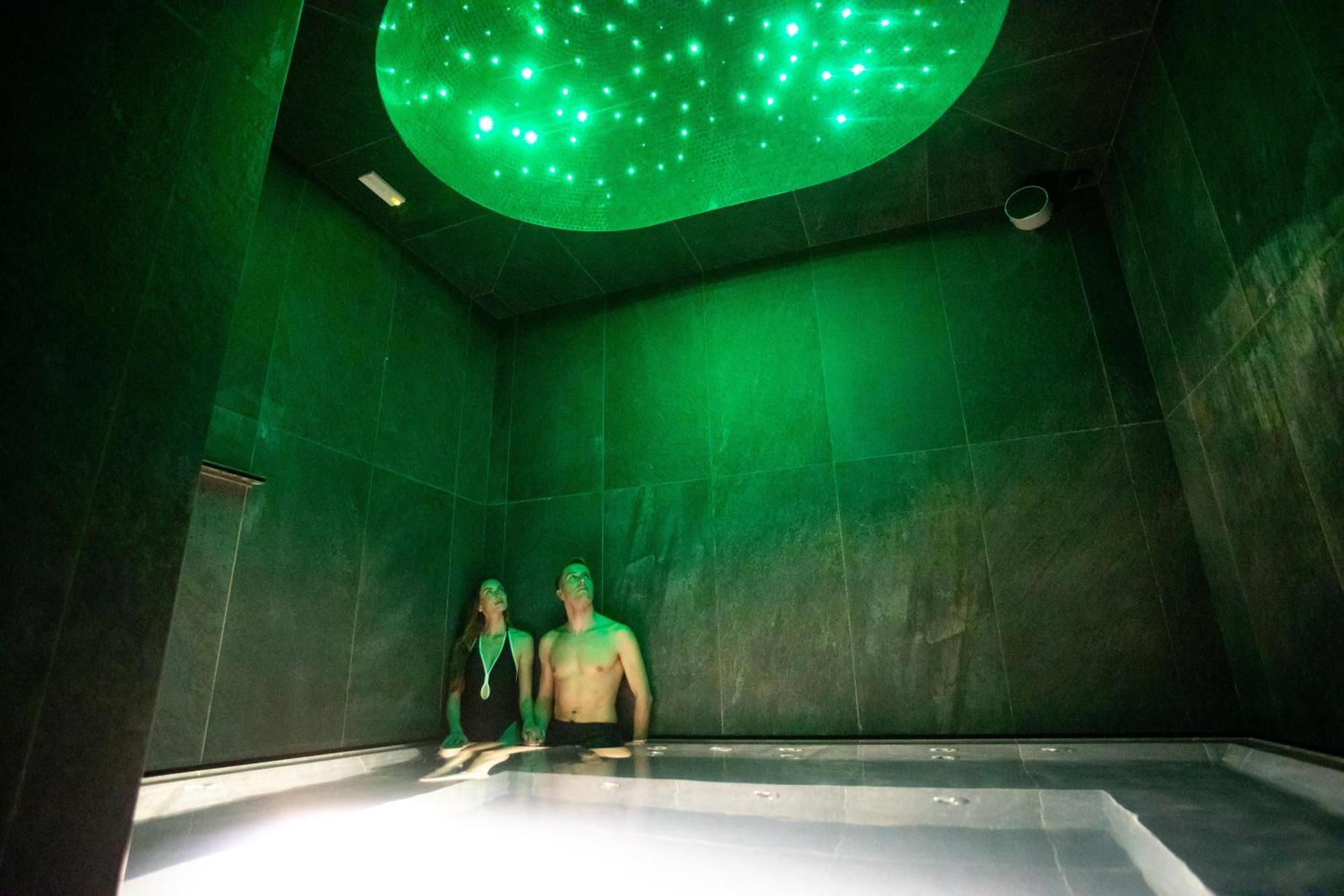 Hyatt Centric Milan Centrale Bagian luar foto